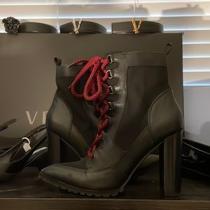Steve Madden ankle boot